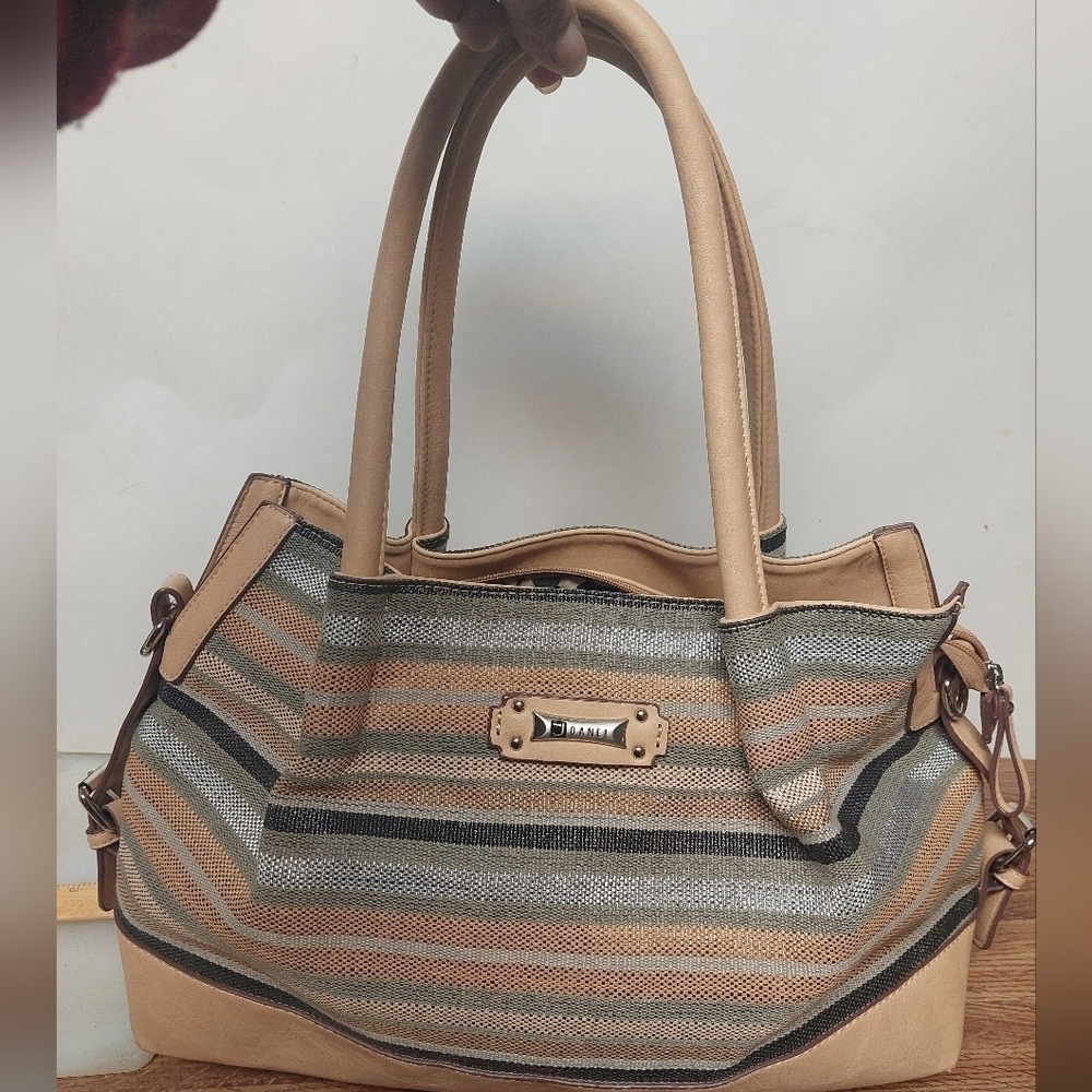 Joanel pp Straw Shoulder Bag